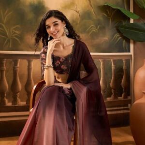 Solid/Plain Bollywood Silk Blend Saree #7