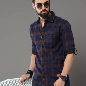 Men Regular Fit Checkered Slim Collar Casual Shirt