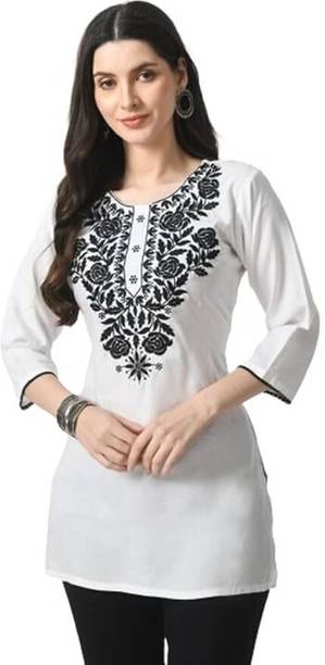 Women Embroidered Viscose Rayon Straight Kurta